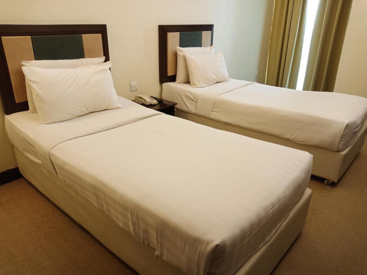 Hotel Taiping Perdana Buitenkant foto