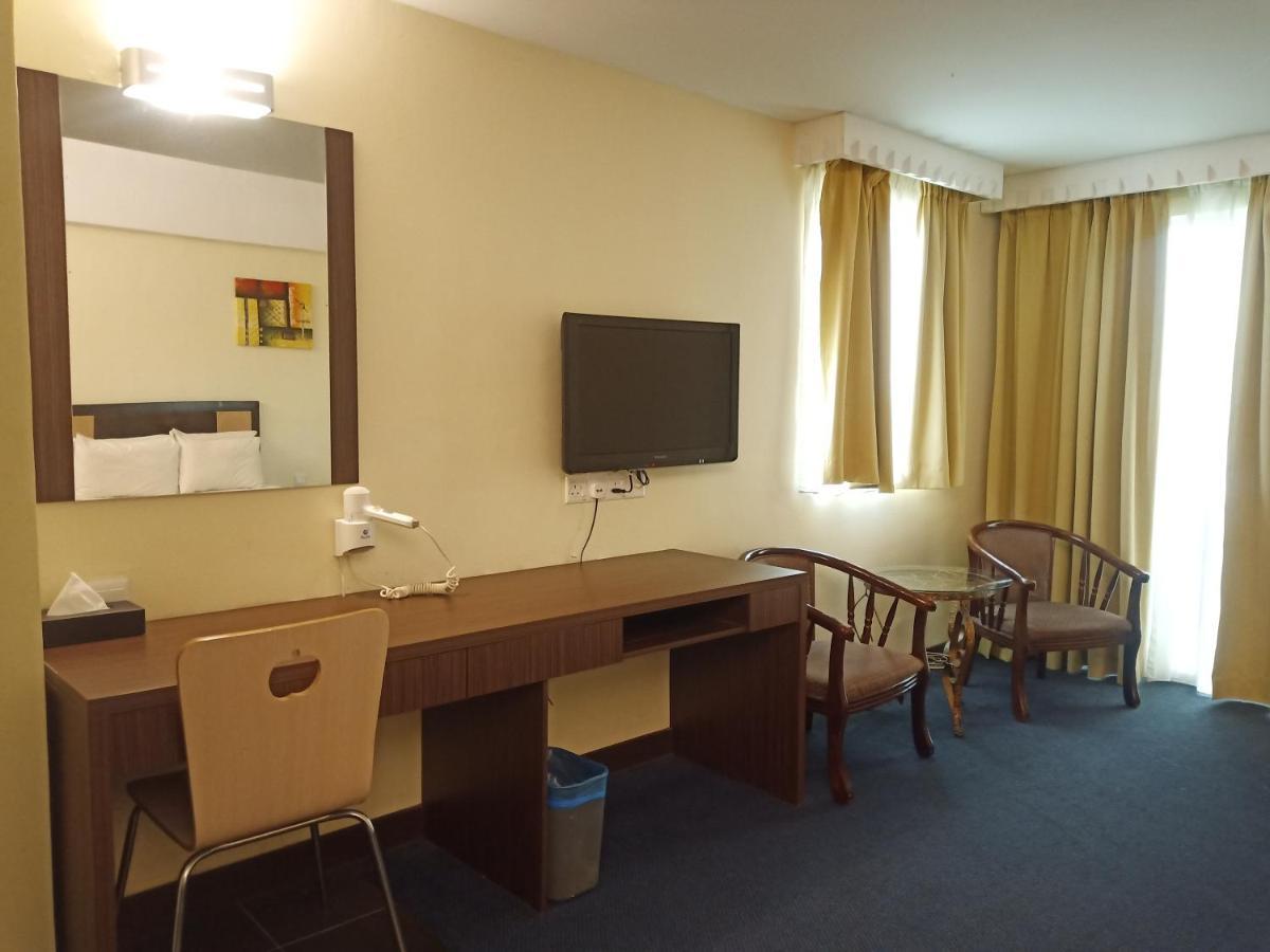 Hotel Taiping Perdana Buitenkant foto